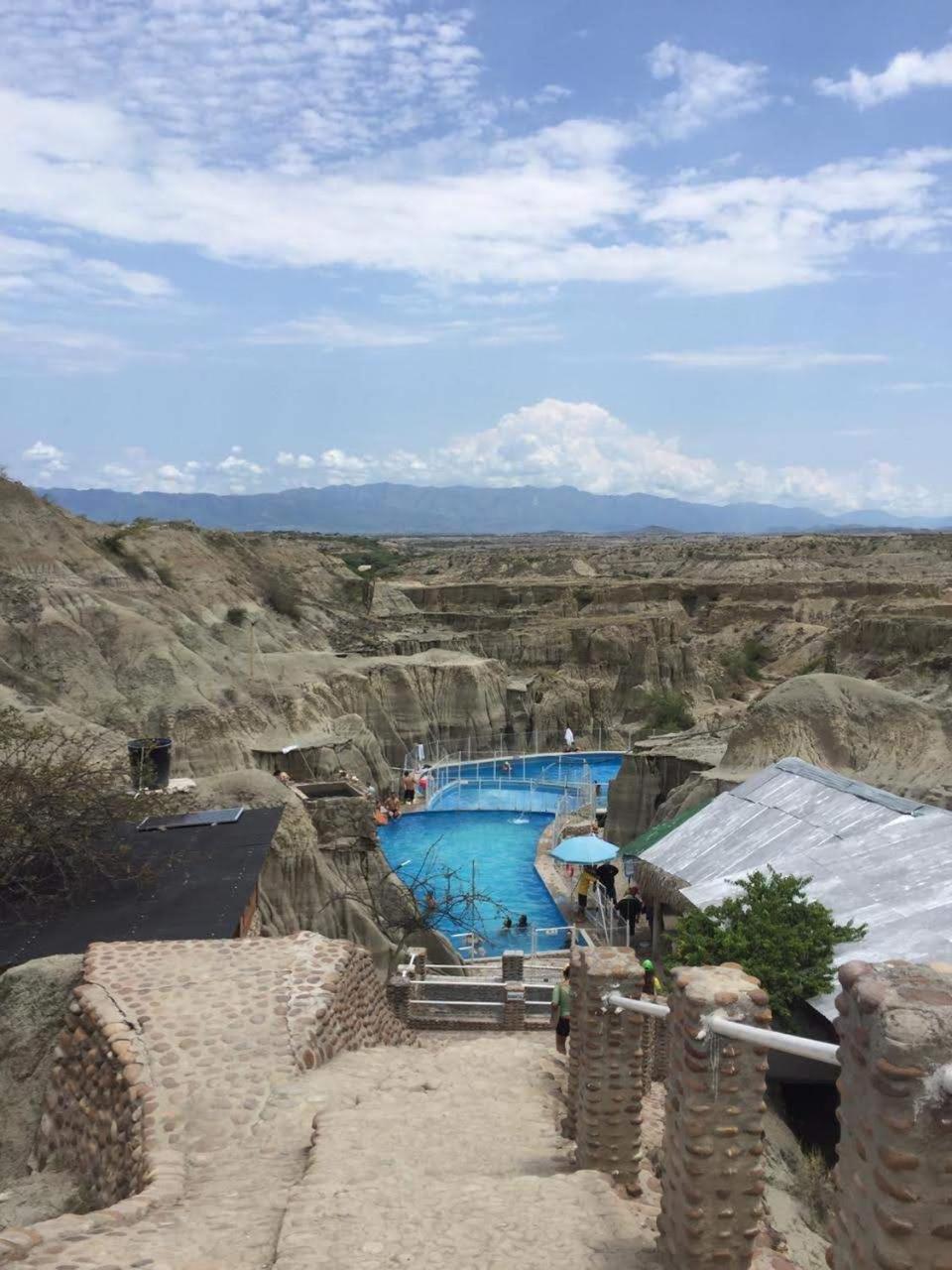 Estadero Los Hoyos Villavieja Dış mekan fotoğraf